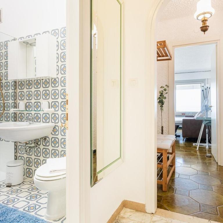 Apt for 4 Lake View, Terrace, WiFi and freeParking - Apartamento de 1 dormitorio - 21