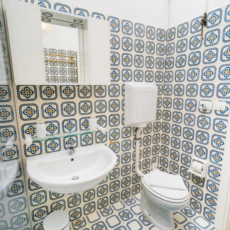 Apt for 4 Lake View, Terrace, WiFi and freeParking - Apartamento de 1 dormitorio - 22