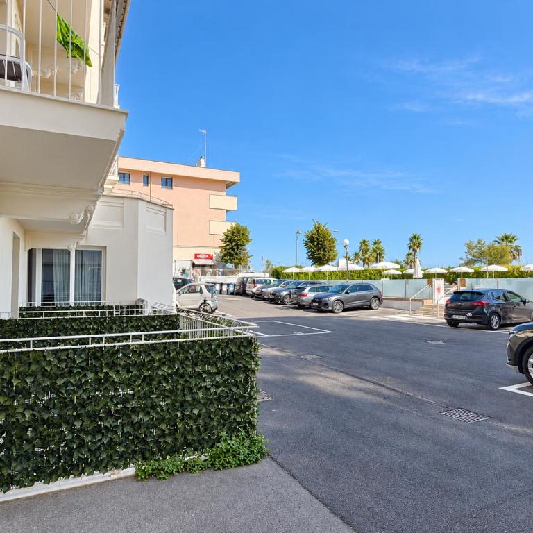 Hotel Villa Augustea - Camera Tripla Budget - 12
