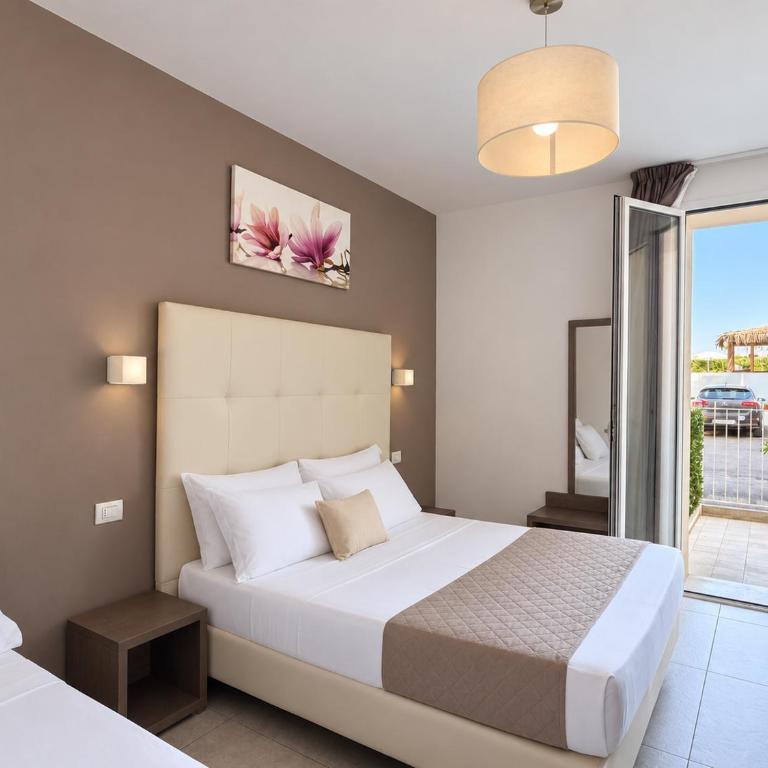 Hotel Villa Augustea - Camera Tripla Budget - 6
