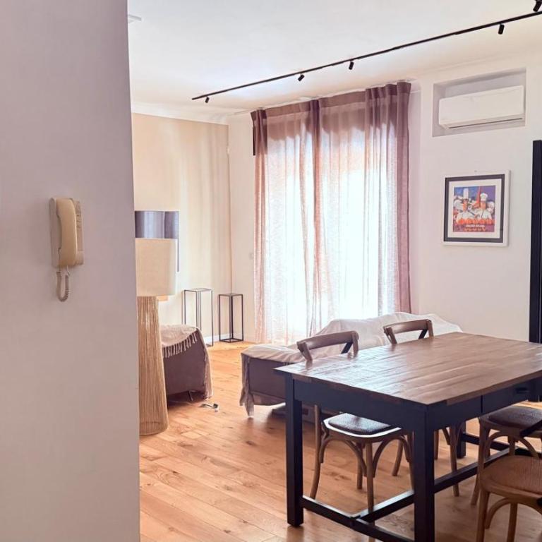 Design Vomero Flat 55 - Two-Bedroom Apartment - 26
