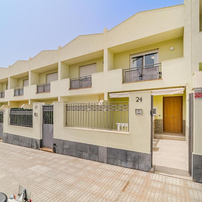 Casa Roo Family 3 bed Duplex, 2 pools Costa Adeje - Casa de 4 dormitorios - 4