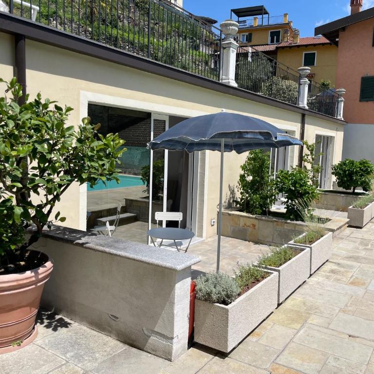 B&B Villa Eden jacuzzi pool - Camera Matrimoniale con Vista Piscina - 6