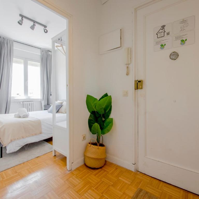 New Apt para 7pax en el corazon de Madrid-Centro - Appartement - 2