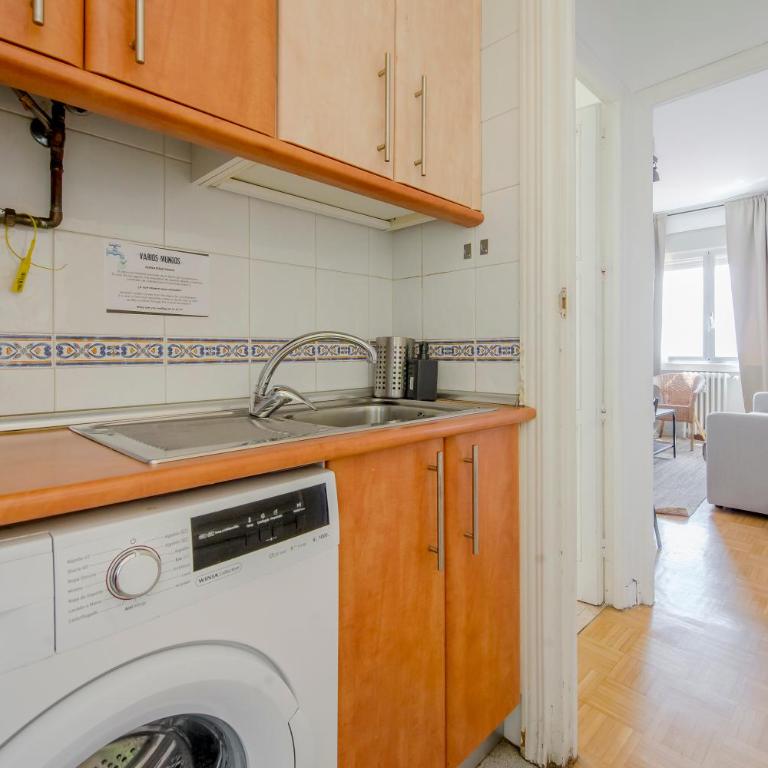 New Apt para 7pax en el corazon de Madrid-Centro - Appartement - 12