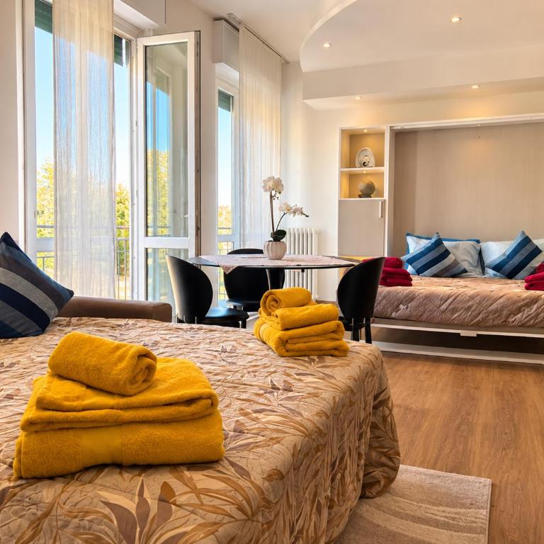 Valverde Apartment and Rooms - Deluxe Double Studio - 10