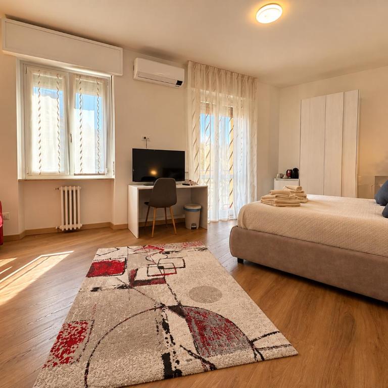 Valverde Apartment and Rooms - Deluxe Double or Twin Room with Balcony - 4