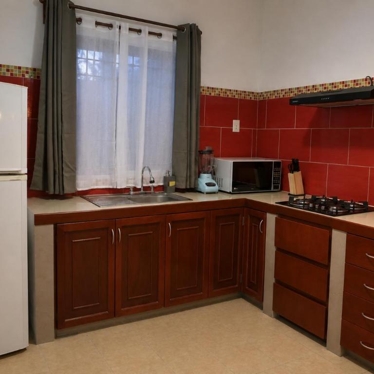 Ground floor apartment #1 with 2 bedrooms - Doppel- oder Zweibettzimmer - 4