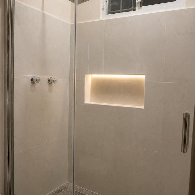 Ground floor apartment #1 with 2 bedrooms - Doppel- oder Zweibettzimmer - 10