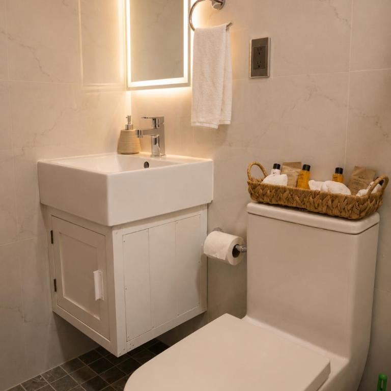 Ground floor apartment #1 with 2 bedrooms - Doppel- oder Zweibettzimmer - 39