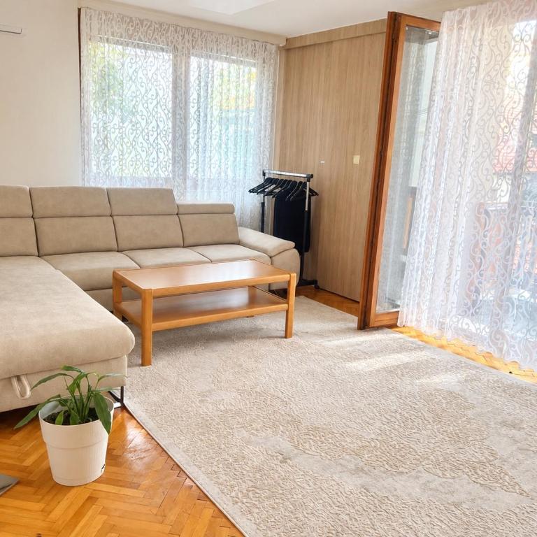 Apartman BB - One-Bedroom Apartment - 2