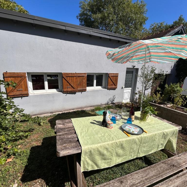 Studio rénové avec parking et jardin privés - Appartement 1 Chambre - 1