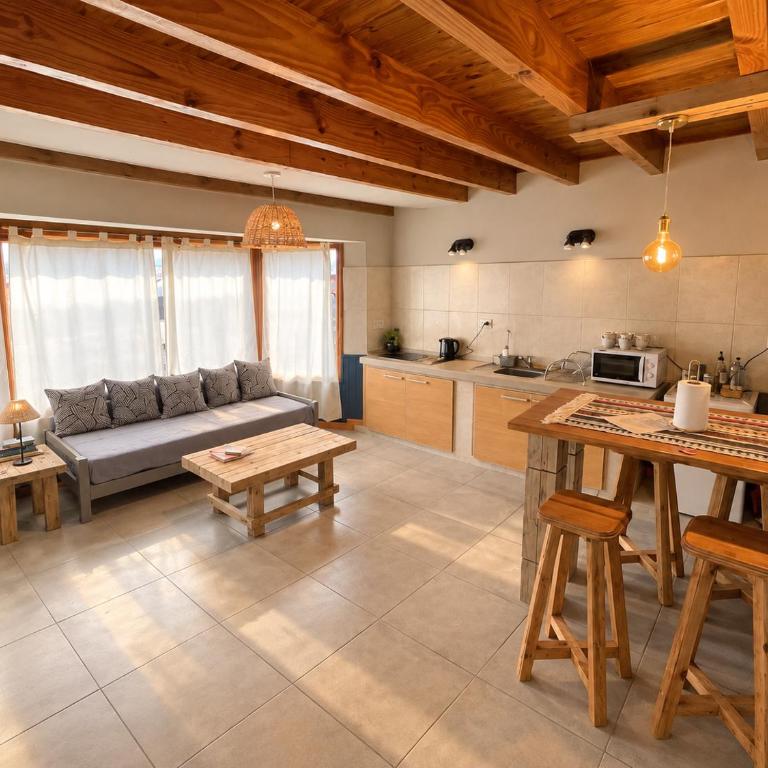 Aparts Cerro Comision - Amplios, con vista a los Cerros y Lago Argentino - One-Bedroom Apartment - 18