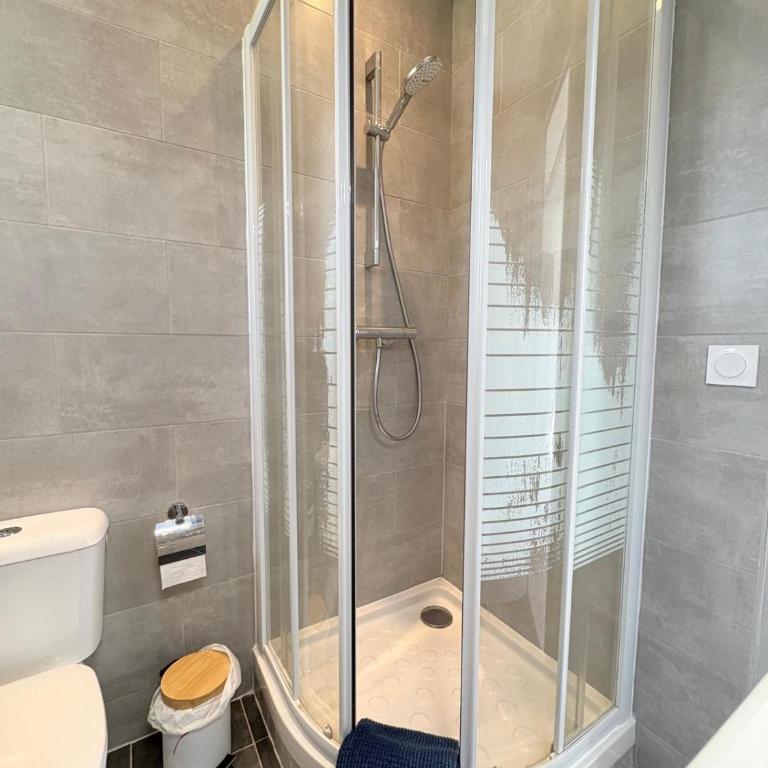 Studio rénové avec parking et jardin privés - Appartement 1 Chambre - 18