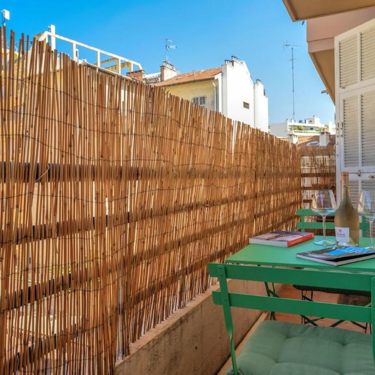 Cozy & Stylish with Air conditioning & Balcony - Libération - Appartement 1 Chambre - 30