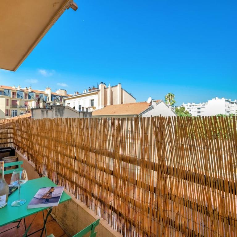 Cozy & Stylish with Air conditioning & Balcony - Libération - Appartement 1 Chambre - 31