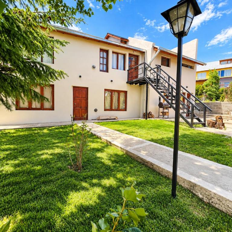 Aparts Cerro Comision - Amplios, con vista a los Cerros y Lago Argentino - One-Bedroom Apartment - 29
