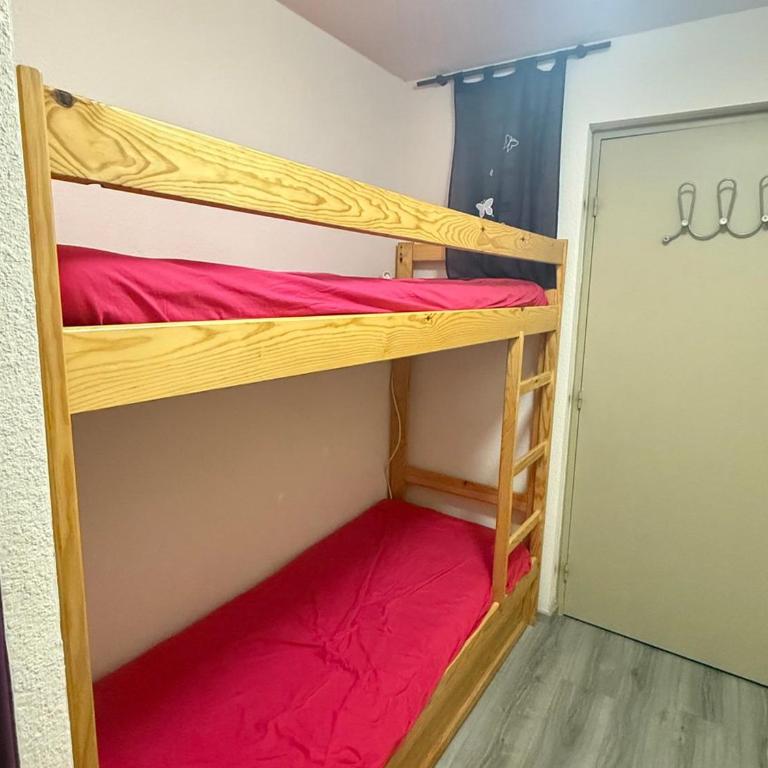 Studio cabine 4 pers avec balcon aux Adrets-Prapoutel - Appartement 1 Chambre - 8