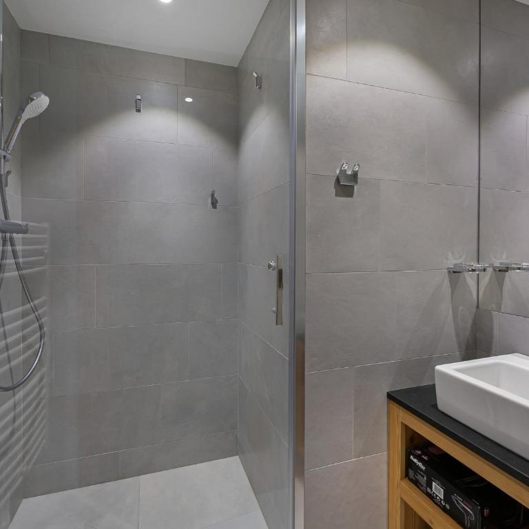 Séjour lumineux 3 pièces, 4 adultes, 2 enfants, WiFi, pieds des pistes - FR-1-562-18 - Apartment (6 Adults) - 10