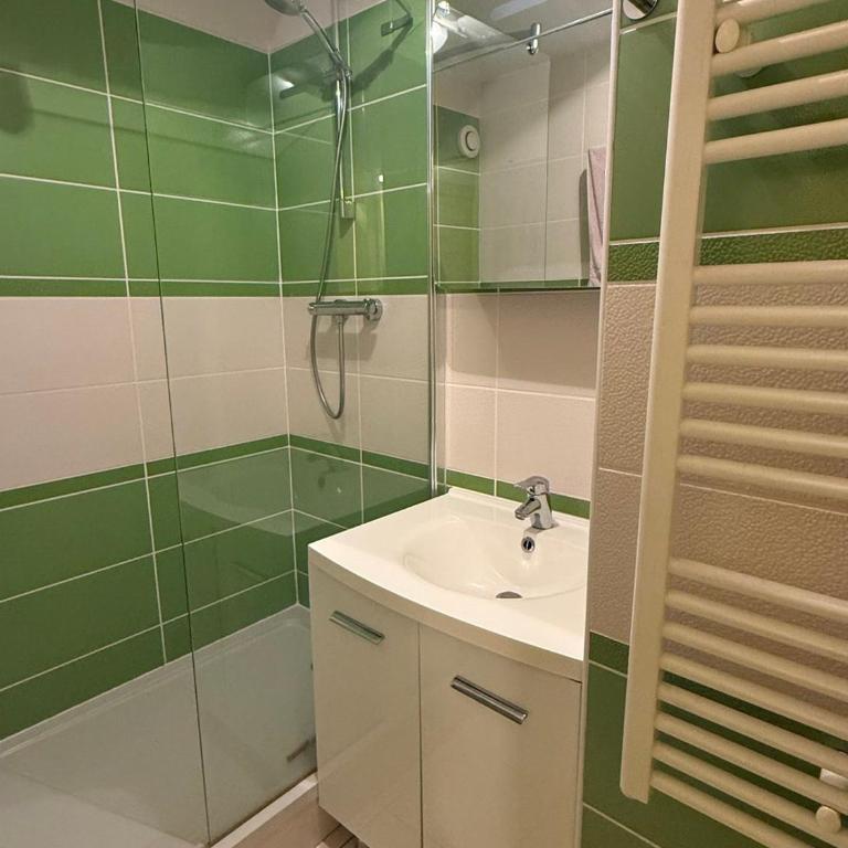 Appartement 3 pièces pour 7 pers., au pied des pistes, balcon exposé ouest - Appartement 2 Chambres - 7