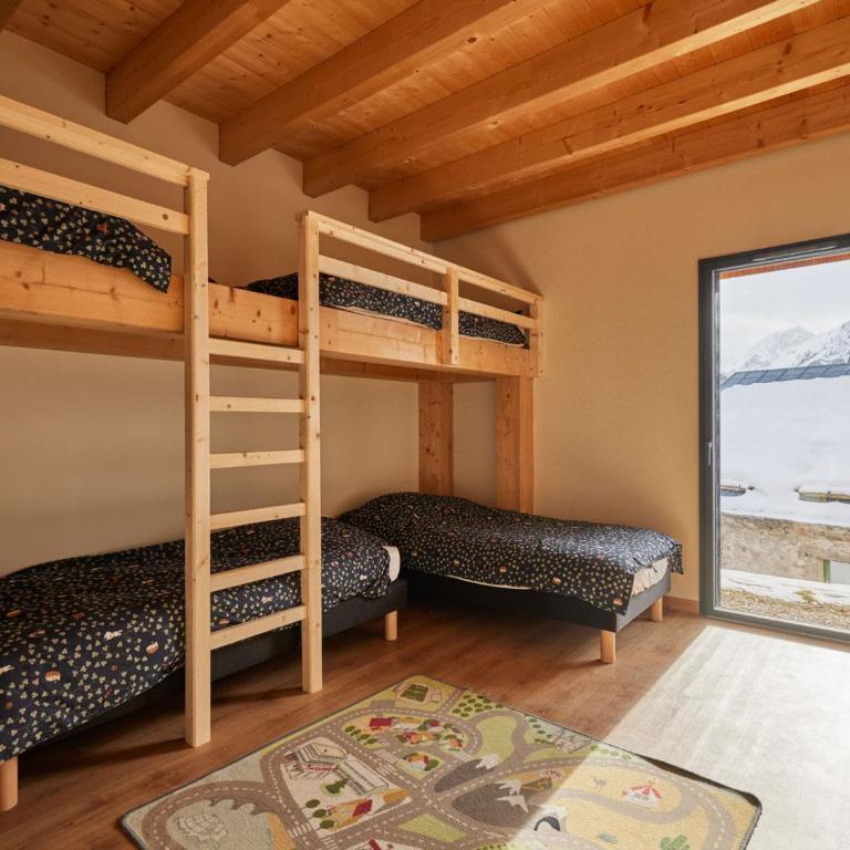 Chalet spacieux 11 pers, 4 pièces, parking, terrasse au soleil - FR-1-263-606 - Chalet - 8