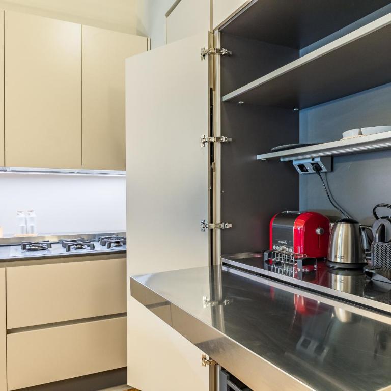 Raffinato Quadrilocale nel cuore di Torino - Three-Bedroom Premium Apartment with Balcony - 11