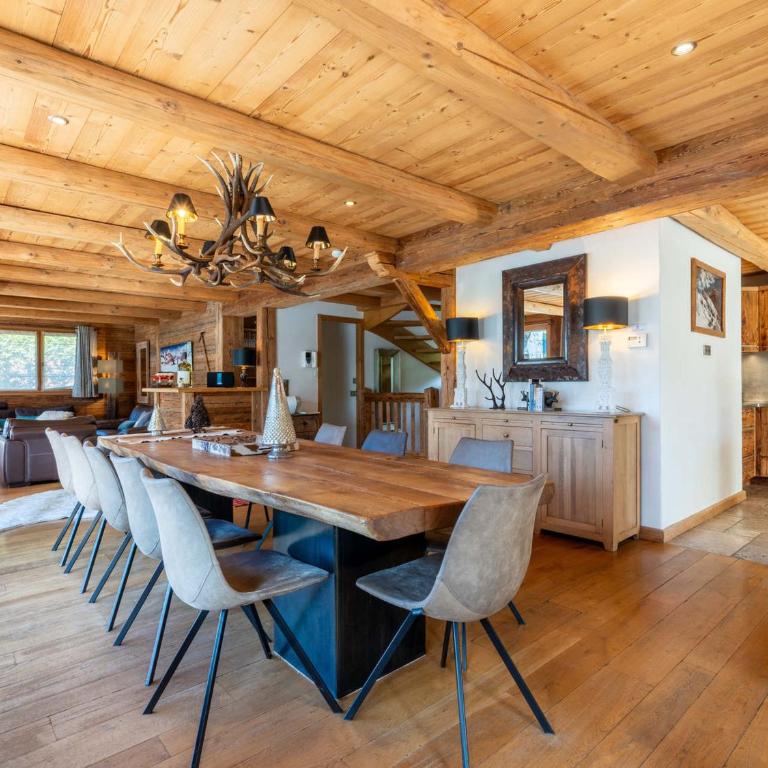 Chalet traditionnel 5 chambres, 10 pers, parking, terrasse, proche La Balme - FR-1-459-210 - Chalet - 13