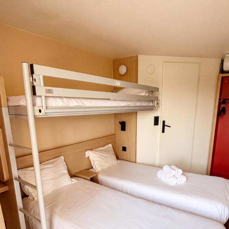 Premiere Classe Arles - Chambre Triple - 1