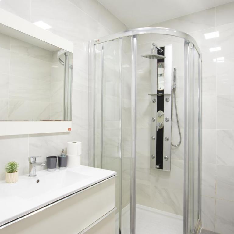 Book Jet - Front Beach Geranio Terrace Suites - Apartamento con 3 dormitorios - Frente al océano - 9