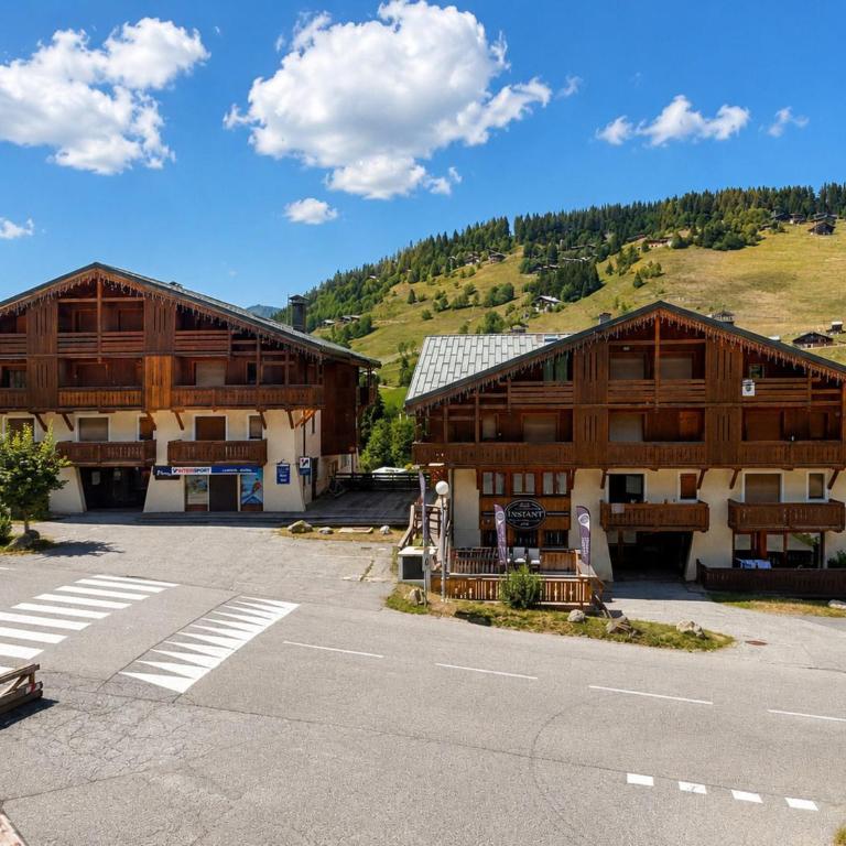 Appartement 3 pièces au pied des pistes avec parking et animaux acceptés - Appartement 2 Chambres - 17