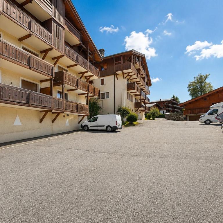Appartement 3 pièces au pied des pistes avec parking et animaux acceptés - Appartement 2 Chambres - 27