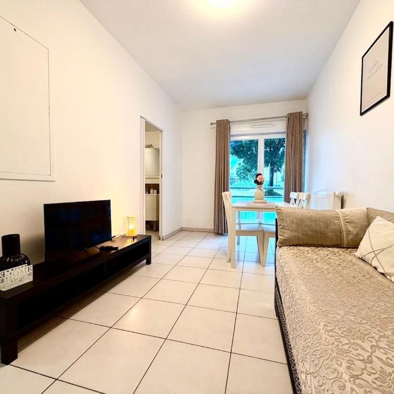 Charmant & spacieux 2 pieces avec Parking privé - Appartement 1 Chambre - 11