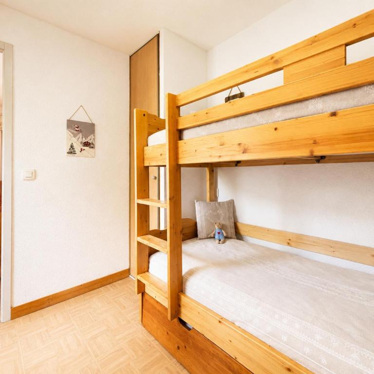 Charmant appartement au pied des pistes avec piscine - FR-1-505-208 - Appartement - 25