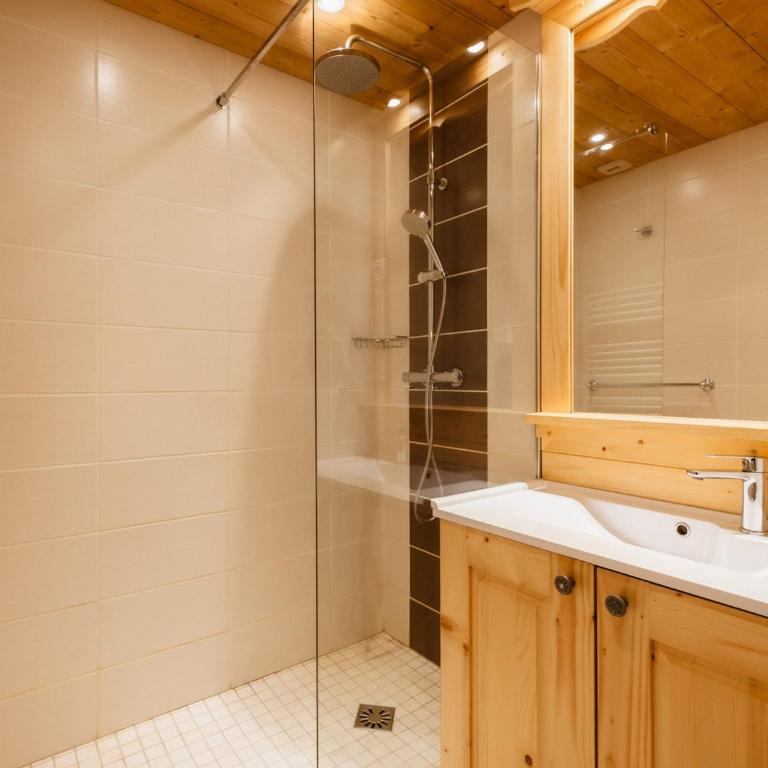 Studio cosy pour 4, proche pistes et commerces, animaux admis, parking inclus - FR-1-304-26 - Apartment (5 Adults) - 11