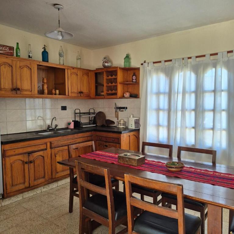 CASA ND - NUESTRO DESTINO - Pileta, Quincho, Céntrica, 6 Personas - Casa de 2 dormitorios - 19