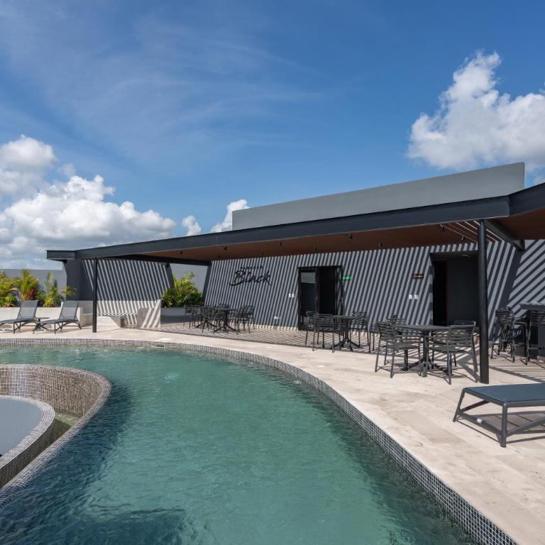 Terraza Privada PH Con Jacuzzi Tulum - Two-Bedroom Apartment with Private Pool - 49