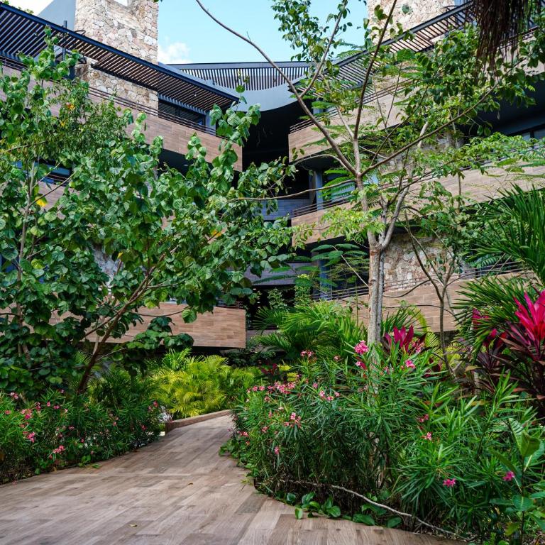 Terraza Privada PH Con Jacuzzi Tulum - Two-Bedroom Apartment with Private Pool - 41