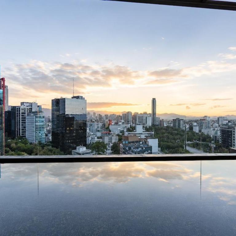24th Floor Condo City View, Pool, Heart of CDMX - Apartment - 58