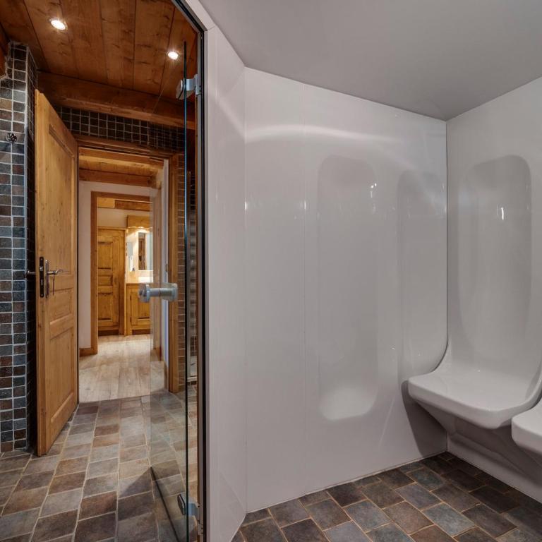 Chalet spacieux à La Rosière avec hammam et jacuzzi pour 15 personnes - Chalet mit 3 Schlafzimmern - 15