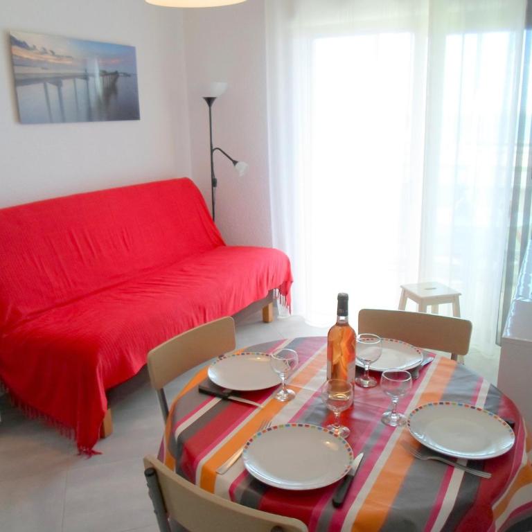 Appartement 2* proche thermes, vue étang, climatisé - Studio - 12