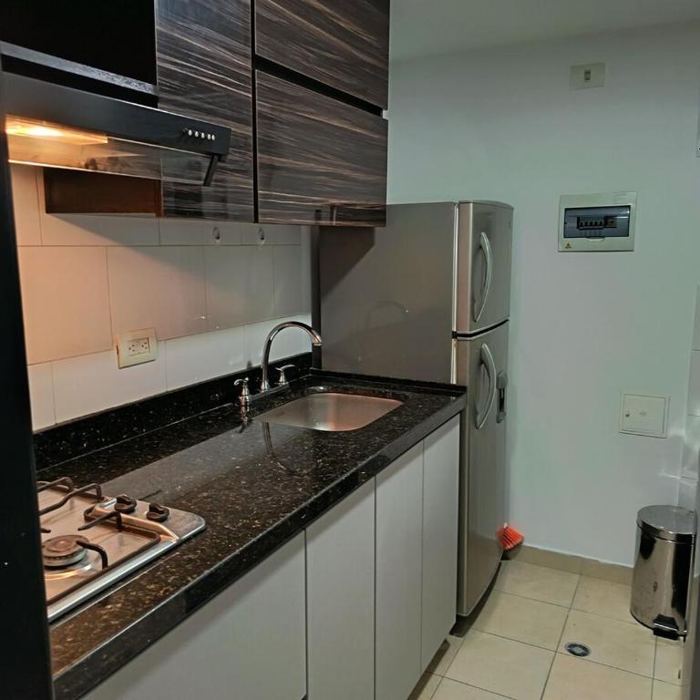 Precioso Apartamento, Completo Incluidos Servicios - Apartamento de 1 dormitorio - 30