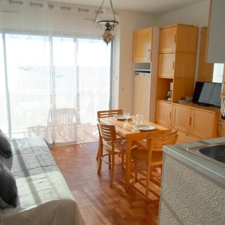 Appartement avec Balcon et Animaux Acceptés à Balaruc-les-Bains - Studio - 11