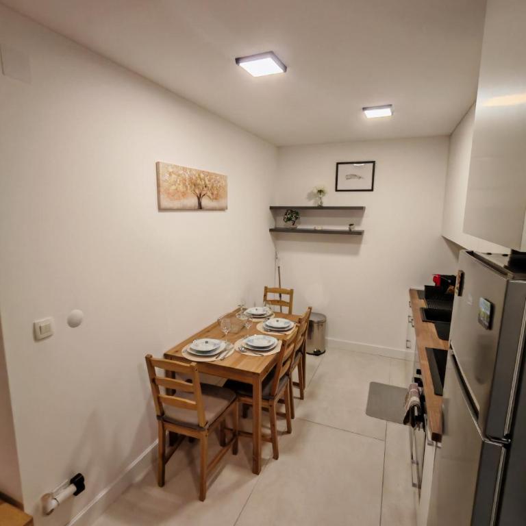 Solis Apartment & Free Garage Parking - One-Bedroom Apartment - 2