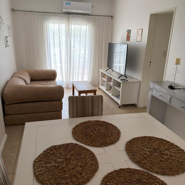 Departamento Laura con Cochera - Apartamento de 1 dormitorio - 1