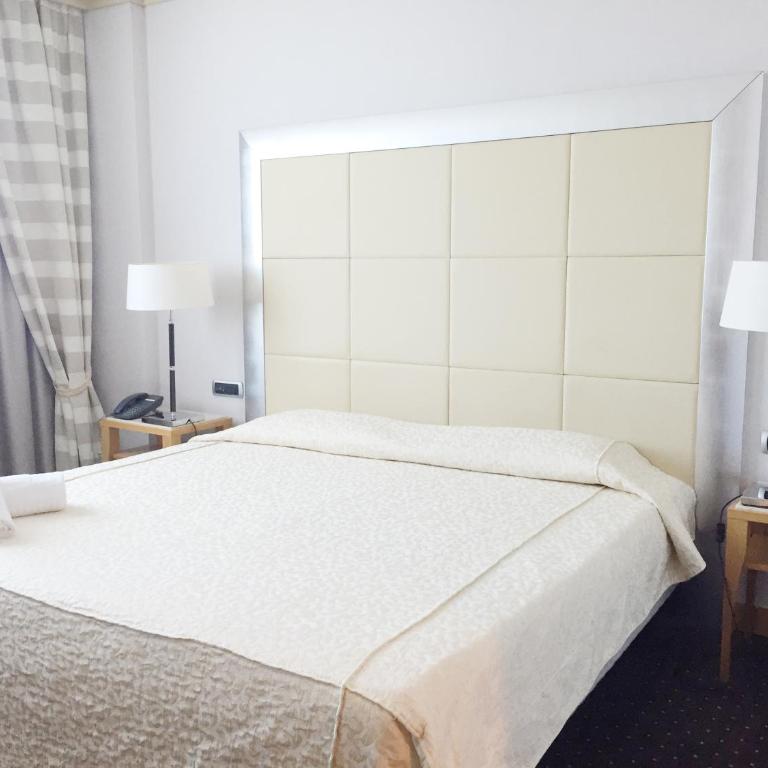 Papillo Hotels & Resorts Roma - Camera Classic Matrimoniale/Doppia con Letti Singoli - 2
