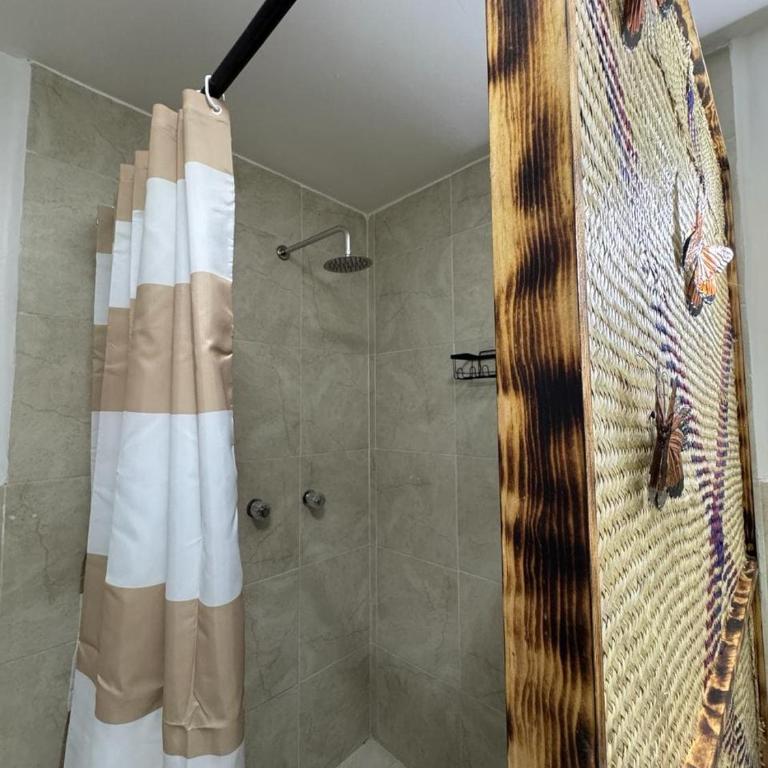 Colonial Art-Apt, 450m from the Zocalo - Three-Bedroom Apartment - 14