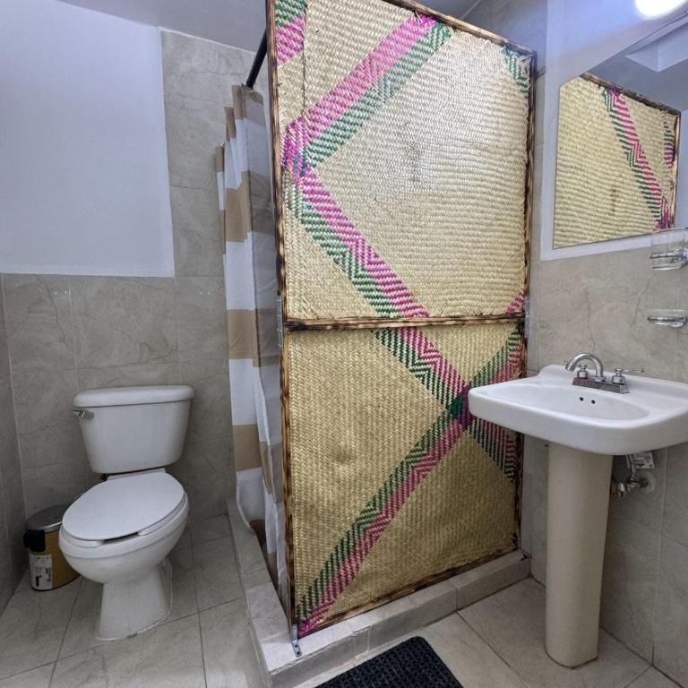 Colonial Art-Apt, 450m from the Zocalo - Three-Bedroom Apartment - 23