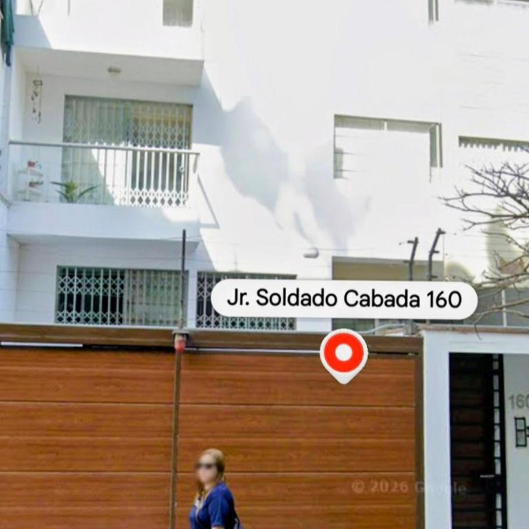 Modern 4 bedroom apartment near train station - Apartment - 2