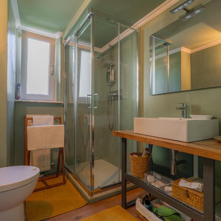 Casa Nina Carignano Private Parking Genoa - Two-Bedroom Apartment - 5