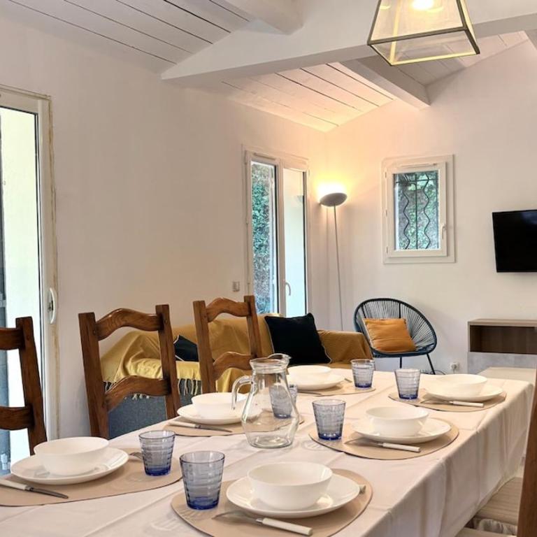 Villa Blanche - 3 Chambres - Piscine - Proche Mer - Villa 3 Chambres - 50